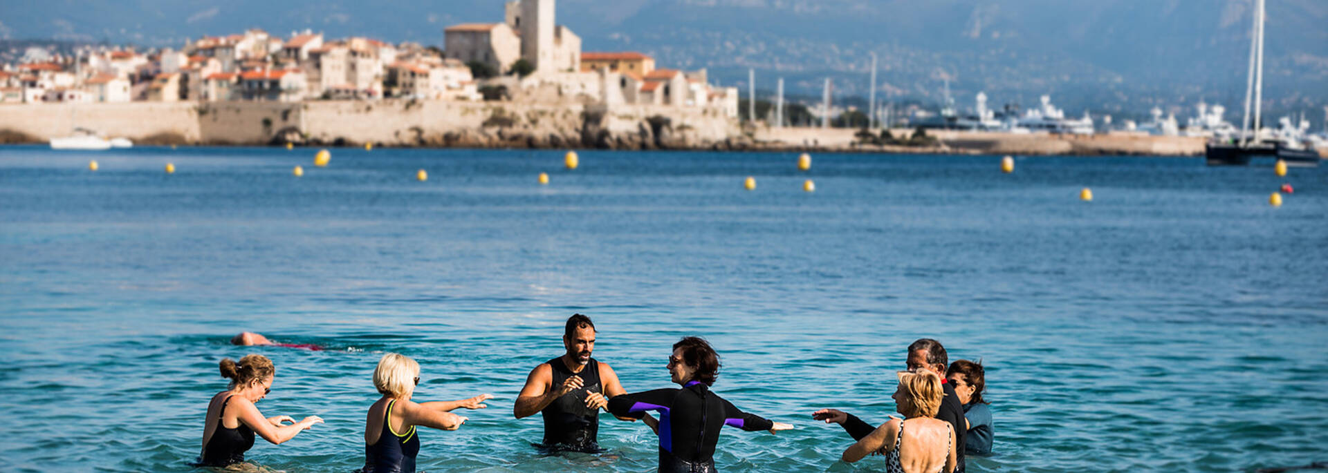 Longe Côte, plage de la Salis à Antibes