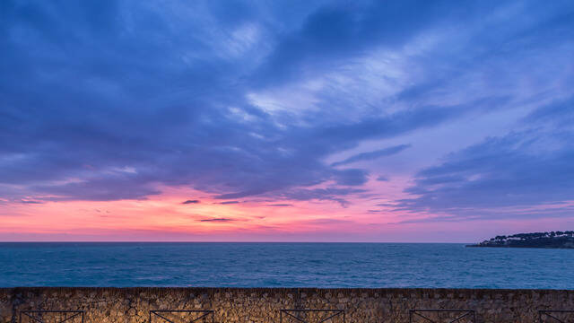 Vue des Remparts, coucher de soleil ©J. Bayle