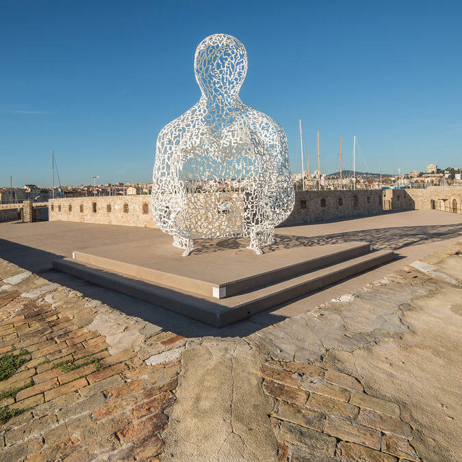 The Nomade at the Bastion Saint Jaume ©J. F. Diaz