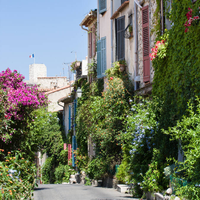 Haut Castelet street ©J. Bayle